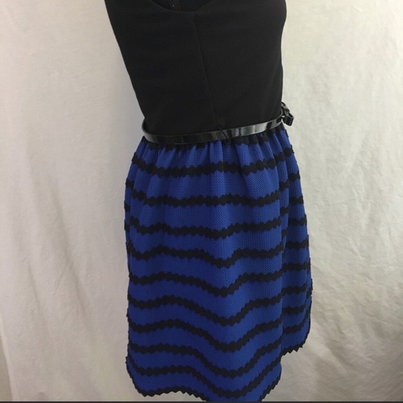 🛑SOLD🛑As U Wish royal blue bow belt sleeveless - Picture 4 of 8